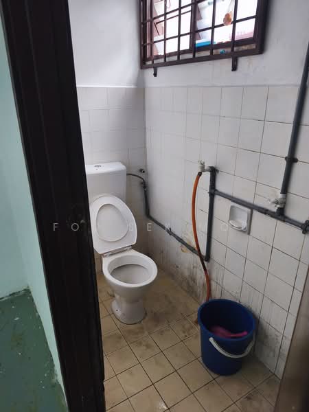 Rumah Bandar untuk Disewa di Taman Setapak Indah (Setapak) - Foo Sek Mou - Bathroom - PropertyGuru.com.my