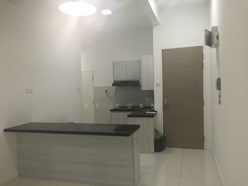 Kediaman Servis untuk Dijual di Skypod Residence - KF Kuan - Kitchen - PropertyGuru.com.my