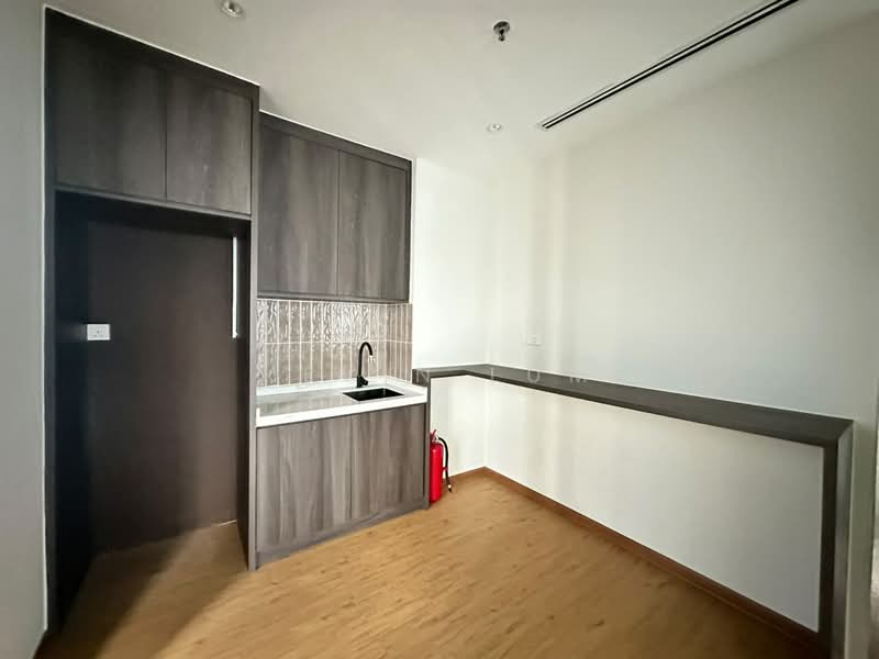 Pejabat untuk Disewa di KL City Centre (Kuala Lumpur) - Kevin Lum - Kitchen - PropertyGuru.com.my