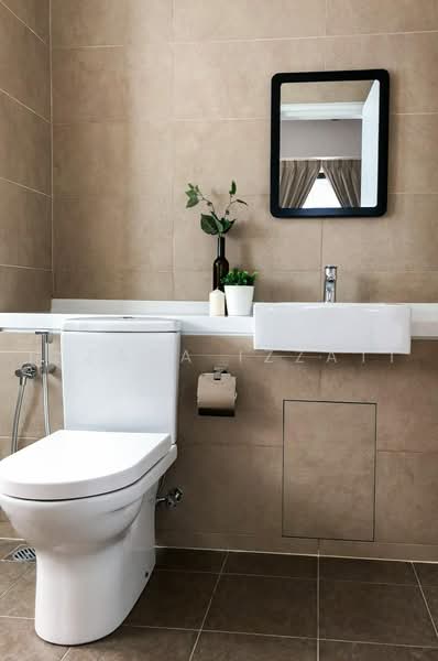 Service Residence for Sale at Radia Residences - Izzaza Izzati - Bathroom - PropertyGuru.com.my