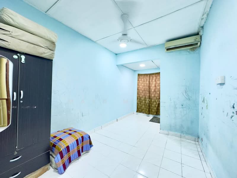 Rumah Teres 2-Tingkat untuk Dijual di Bukit Kemuning (Shah Alam) - Maya Myra - Bedroom - PropertyGuru.com.my