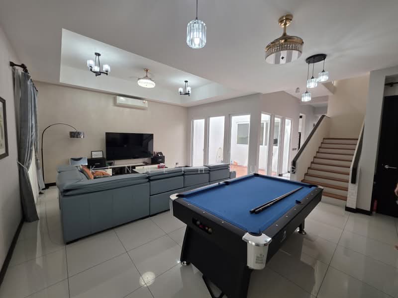 Rumah Teres 2.5-Tingkat untuk Dijual di Seri Tanjung Pinang (Tanjung Tokong) - Kenneth Kung - Living Room - PropertyGuru.com.my