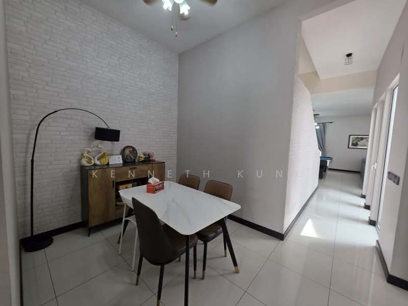 Rumah Teres 2.5-Tingkat untuk Dijual di Seri Tanjung Pinang (Tanjung Tokong) - Kenneth Kung - Dining Room - PropertyGuru.com.my