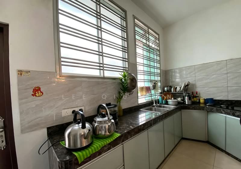 3-storey Terraced House for Sale in Taman Nusa Sentral (Iskandar Puteri (Nusajaya)) - Lee Qiu Wen - Kitchen - PropertyGuru.com.my