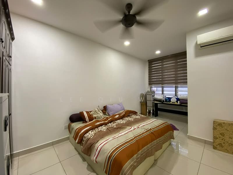3-storey Terraced House for Sale in Taman Nusa Sentral (Iskandar Puteri (Nusajaya)) - Lee Qiu Wen - Bedroom - PropertyGuru.com.my