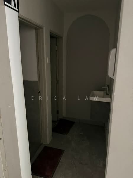 Shop for Rent in Bangsar (Kuala Lumpur) - Erica Law - Bathroom - PropertyGuru.com.my