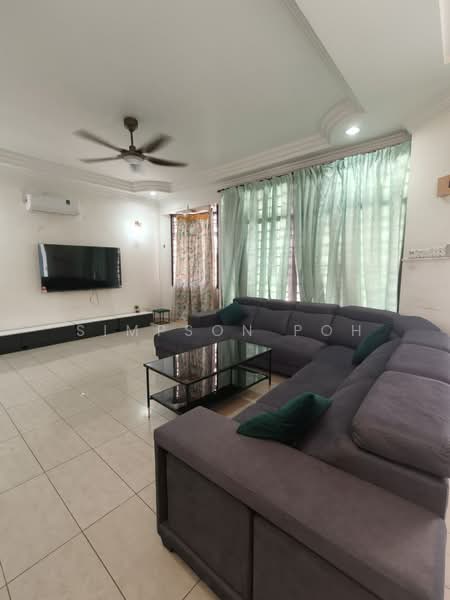 Rumah Berkembar untuk Disewa di Taman Perling (Perling) - Simpson Poh - Living Room - PropertyGuru.com.my