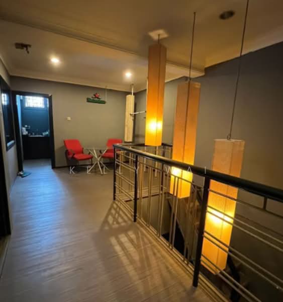 Retail Space for Sale in Taman Molek (Johor Bahru) - Kelly Wai - Corridor - PropertyGuru.com.my