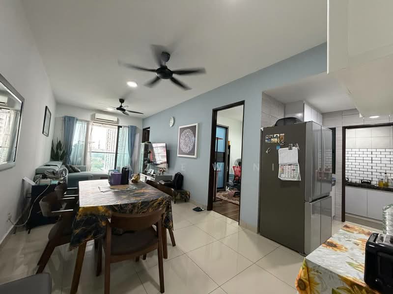Service Residence for Sale at Symphony Tower (Menara Simfoni) - Syazue Wanie - Living Room - PropertyGuru.com.my