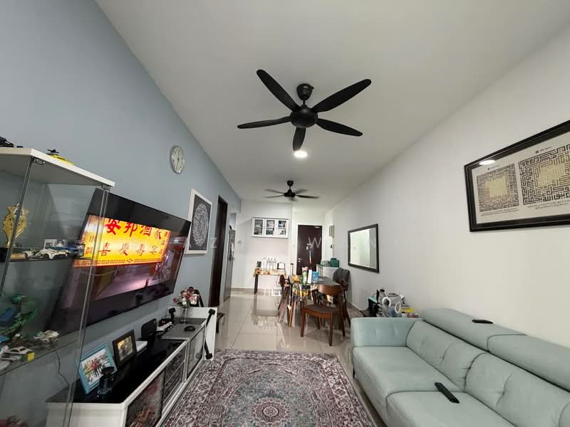 Service Residence for Sale at Symphony Tower (Menara Simfoni) - Syazue Wanie - Living Room - PropertyGuru.com.my