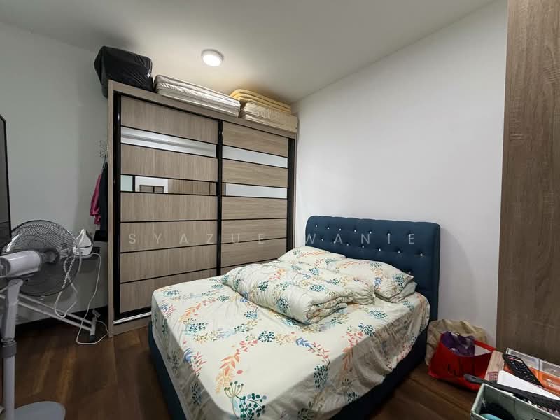 Service Residence for Sale at Symphony Tower (Menara Simfoni) - Syazue Wanie - Bedroom - PropertyGuru.com.my