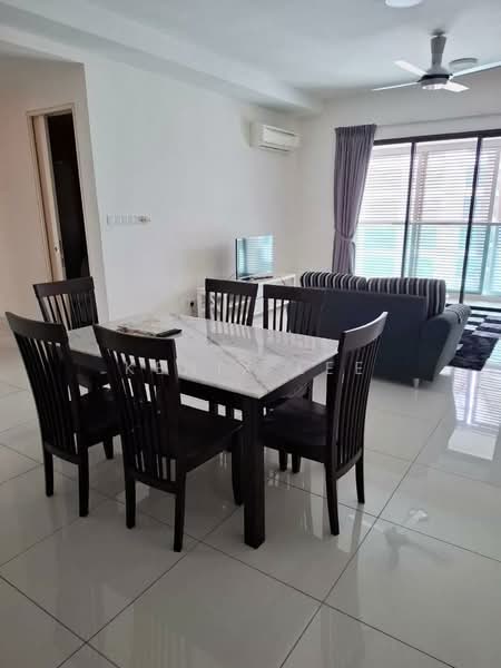 Kediaman Servis untuk Disewa di Isola - Kenix Lee - Dining Room - PropertyGuru.com.my