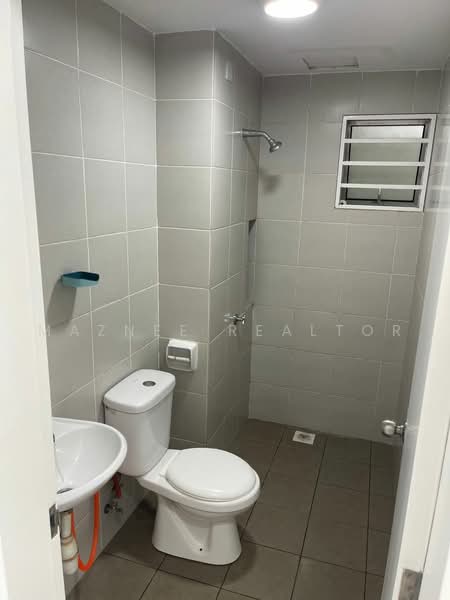 Pangsapuri untuk Disewa di Karisma @ Eco Majestic - Maznee Realtor - Bathroom - PropertyGuru.com.my