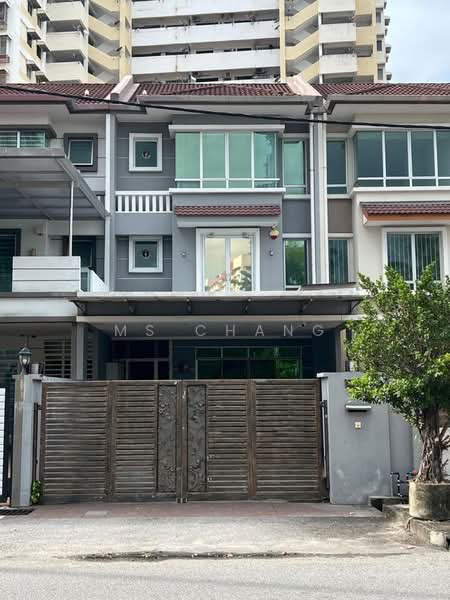 3-storey Terraced House for Sale in Paya Terubong (Ayer Itam) - Ms Chang - PropertyGuru.com.my