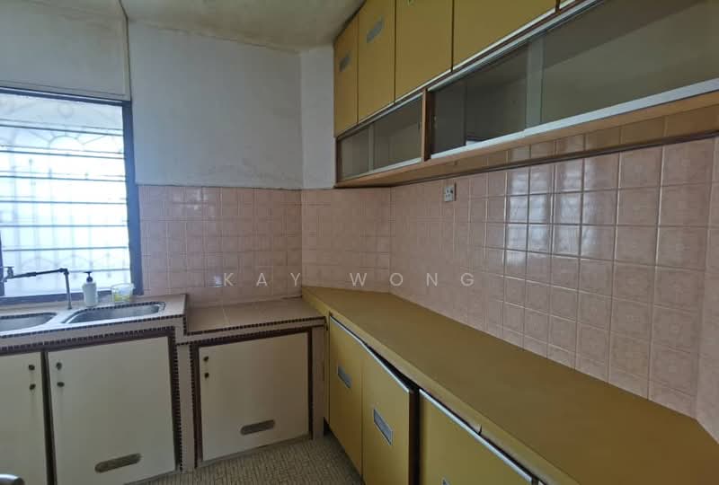 Pangsapuri untuk Dijual di Taman Kampar - Kay Wong - Kitchen - PropertyGuru.com.my