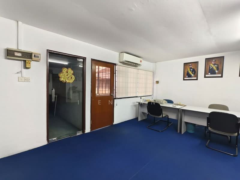 Shop / Office untuk Dijual di Taman Johor Jaya (Johor Bahru) - Iden Tan - Interior - PropertyGuru.com.my