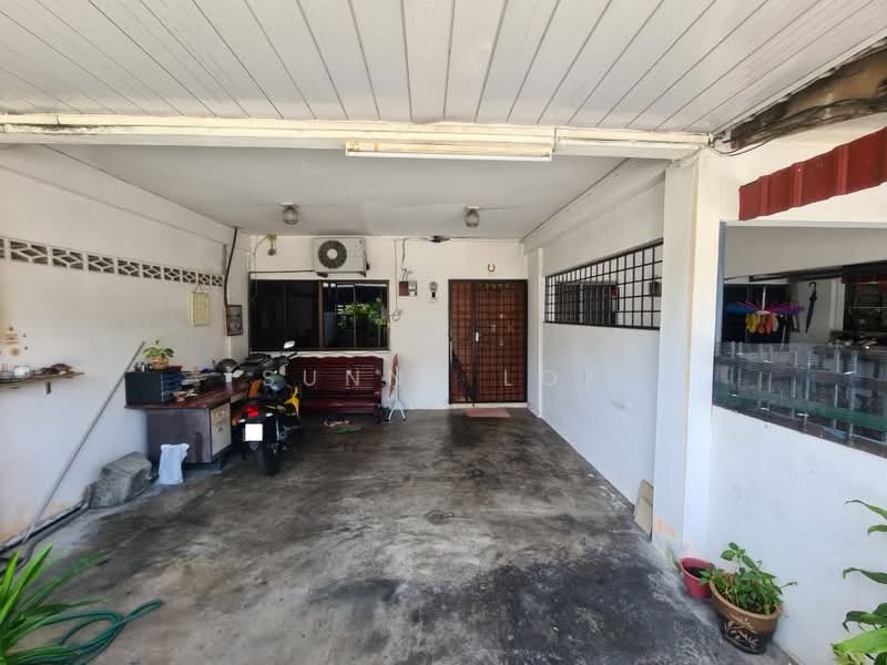 Rumah Teres 2-Tingkat untuk Dijual di Bukit Mertajam (Penang) - Sunny Lok - Car Park - PropertyGuru.com.my