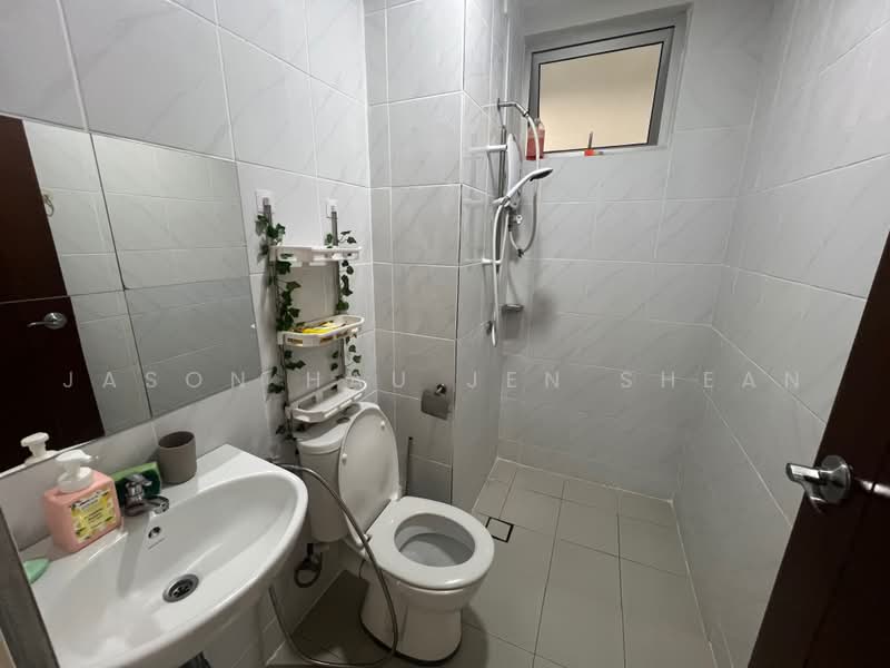 Condominium for Rent at Surin Condominium - Jason Hau Jen Shean - Bathroom - PropertyGuru.com.my