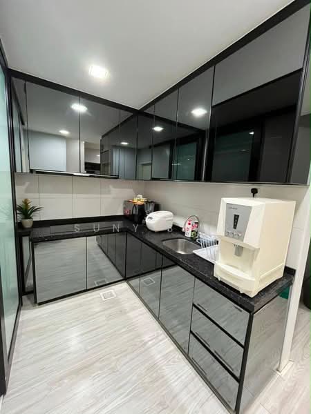Service Residence for Rent at Sky Peak Residences - Suny Sior - Kitchen - PropertyGuru.com.my