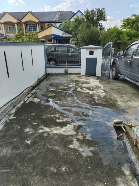 Terraced House for Rent in Bukit Rahman Putra (Sungai Buloh) - Sam Yap - Exterior - PropertyGuru.com.my