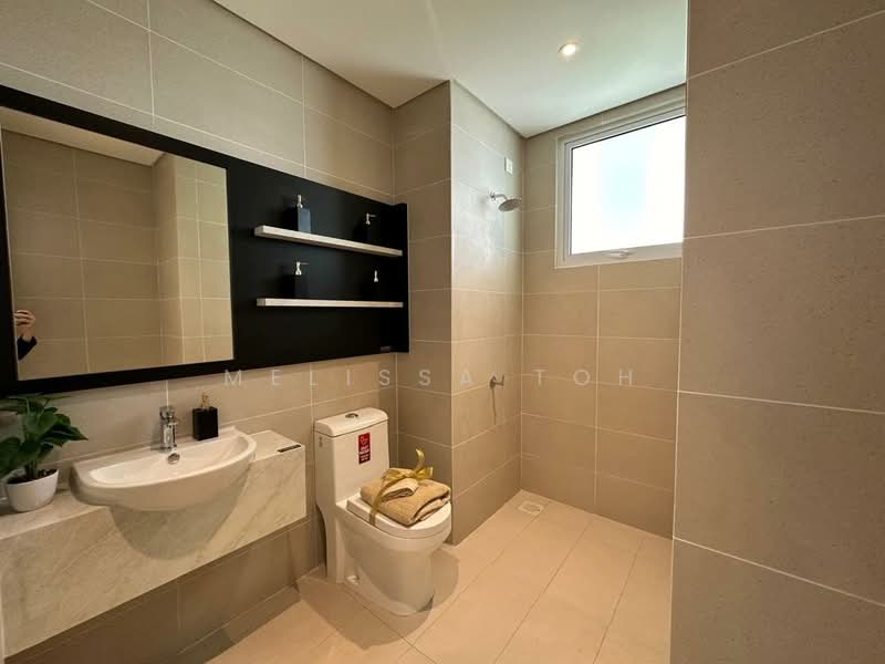Kediaman Servis untuk Dijual di Vista Tiara (MBW Bay) - Melissa Toh - Bathroom - PropertyGuru.com.my