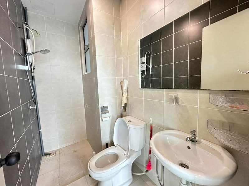 Service Residence for Rent at The Zizz @ Damansara North - Amy Yap - Bathroom - PropertyGuru.com.my