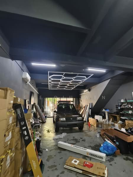 Shop / Office untuk Dijual di Taman Johor Jaya (Johor Bahru) - Lee Qiu Wen - Interior - PropertyGuru.com.my