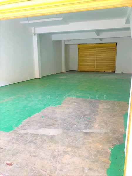 Shop for Sale in Taman Bukit Serdang (Seri Kembangan) - Brandon Yee - Interior - PropertyGuru.com.my