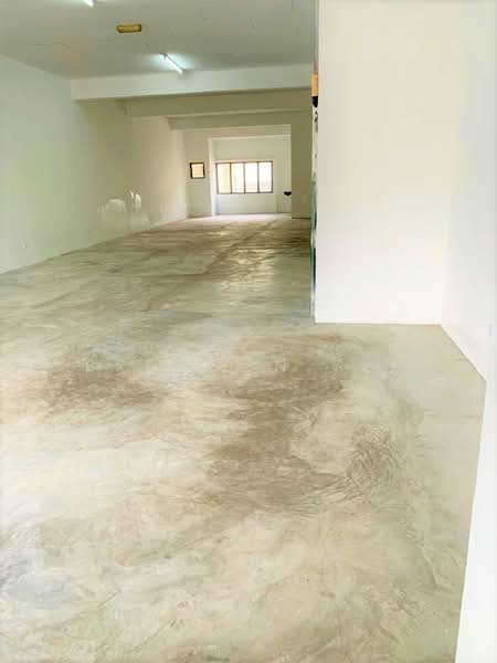 Shop for Sale in Taman Bukit Serdang (Seri Kembangan) - Brandon Yee - Interior - PropertyGuru.com.my