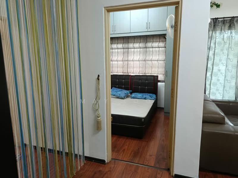 Pangsapuri untuk Dijual di Kings Height - May Loo - Bedroom - PropertyGuru.com.my