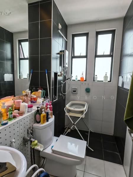 Service Residence for Sale at The Sky Executive Suites - Shi May Yeong - Bathroom - PropertyGuru.com.my