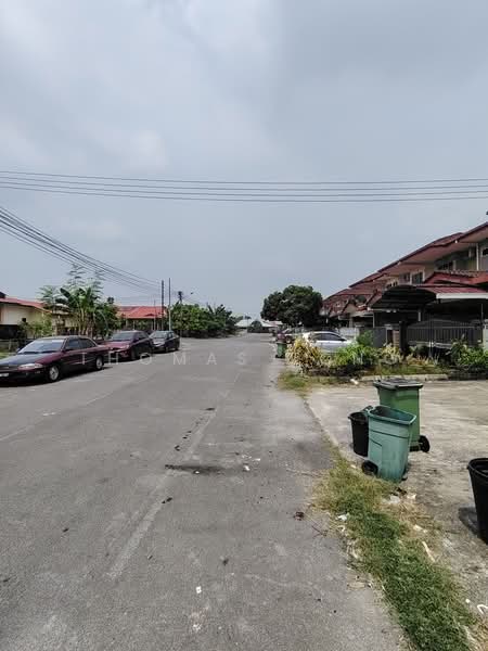 2-storey Terraced House for Rent in Taman Desa Ilmu (Samarahan) - Thomas Tong - Exterior - PropertyGuru.com.my