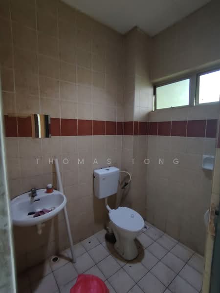 2-storey Terraced House for Rent in Taman Desa Ilmu (Samarahan) - Thomas Tong - Bathroom - PropertyGuru.com.my