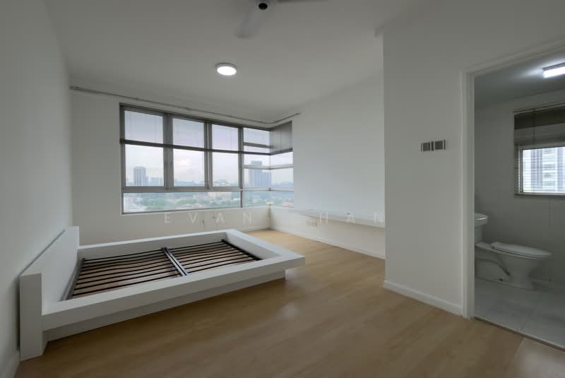 Condominium for Sale at The Tamarind - Evan Chan - Bedroom - PropertyGuru.com.my