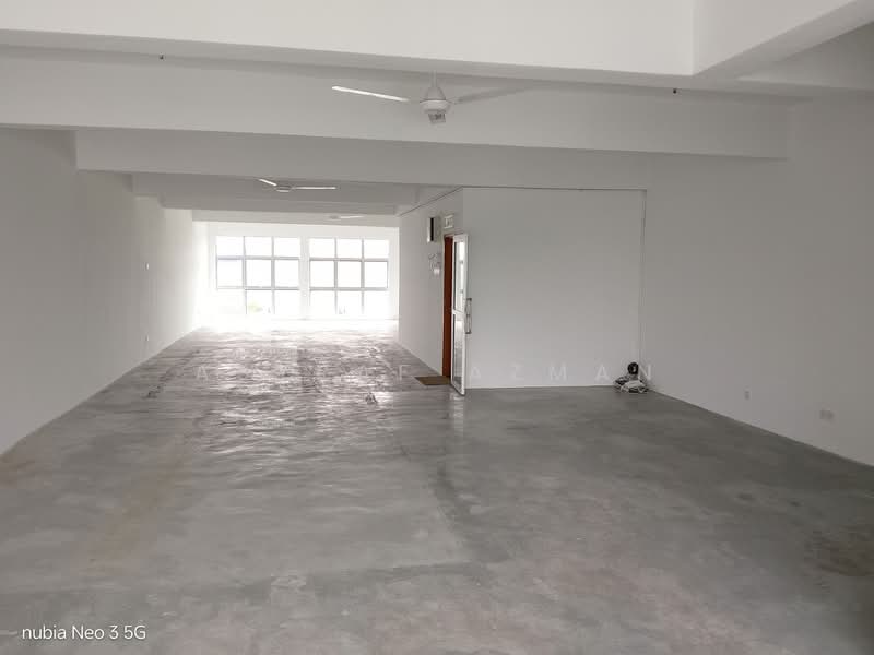 Shop / Office untuk Disewa di Bandar Tun Hussein Onn (Cheras) - Asyraf Azman - Interior - PropertyGuru.com.my
