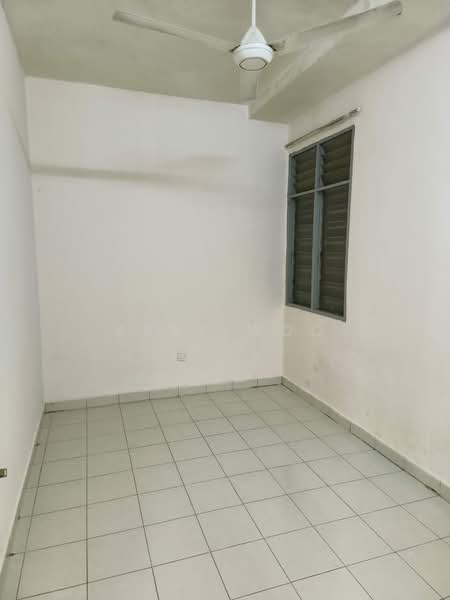 Pangsapuri untuk Disewa di Pangsapuri Lagoon Perdana - Abby Woo - Interior - PropertyGuru.com.my