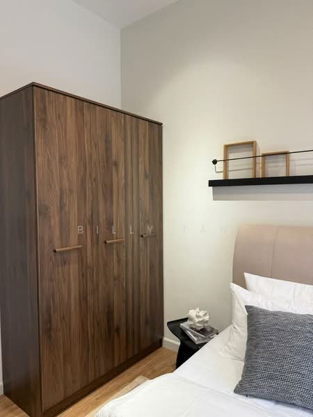 Kediaman Servis untuk Dijual di Sunway Velocity TWO - Billy Tan - Bedroom - PropertyGuru.com.my