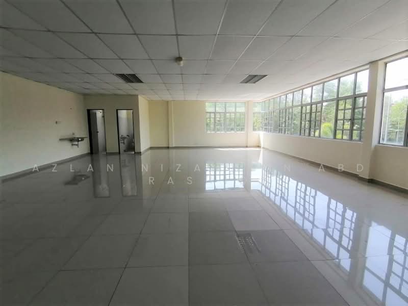 Kilang Berkembar untuk Dijual di Bandar Baru Nilai (Nilai) - Azlan Nizam Bin Abd Rashid - PropertyGuru.com.my