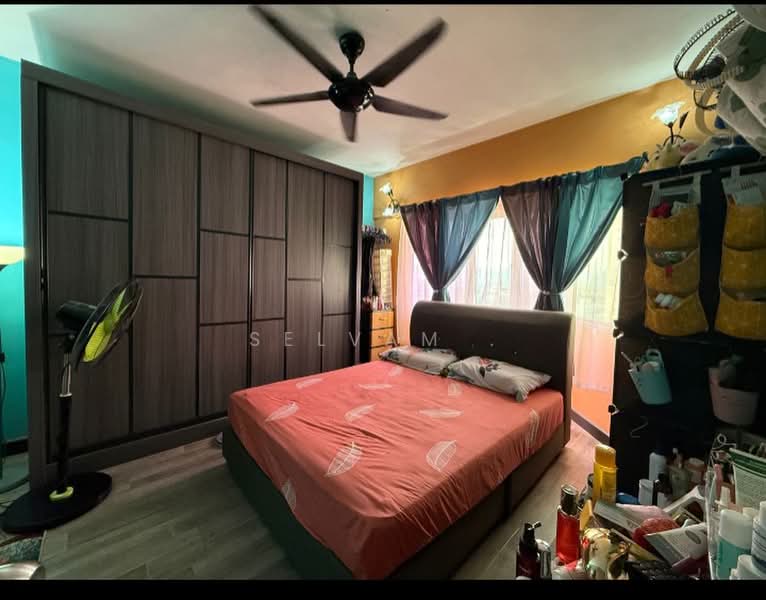 Pangsapuri untuk Dijual di Sri Intan 2 - Selvam . - Bedroom - PropertyGuru.com.my