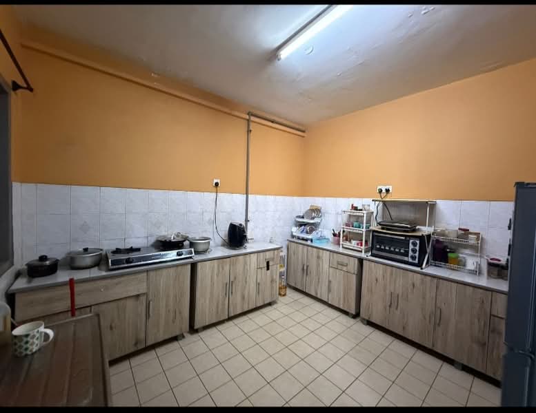Pangsapuri untuk Dijual di Sri Intan 2 - Selvam . - Kitchen - PropertyGuru.com.my