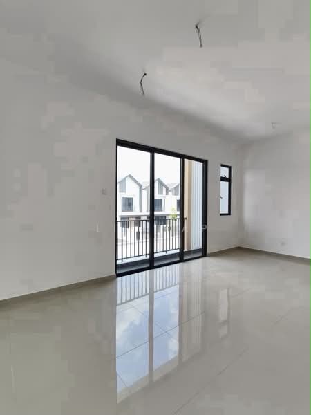 Rumah Teres 2-Tingkat untuk Dijual di Bandar Dato Onn (Tebrau) - Liz Yap - PropertyGuru.com.my