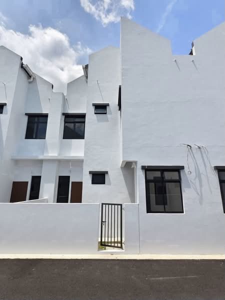 Rumah Teres 2-Tingkat untuk Dijual di Bandar Dato Onn (Tebrau) - Liz Yap - PropertyGuru.com.my