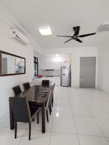 Kediaman Servis untuk Disewa di The Platino Serviced Apartment - Rocker Lim - Kitchen - PropertyGuru.com.my