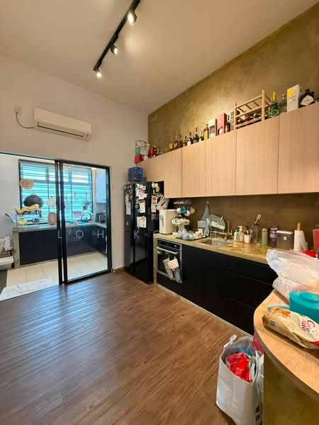 Rumah Teres 2-Tingkat untuk Dijual di Ulu Tiram (Johor) - Loh Kok Hui - Kitchen - PropertyGuru.com.my