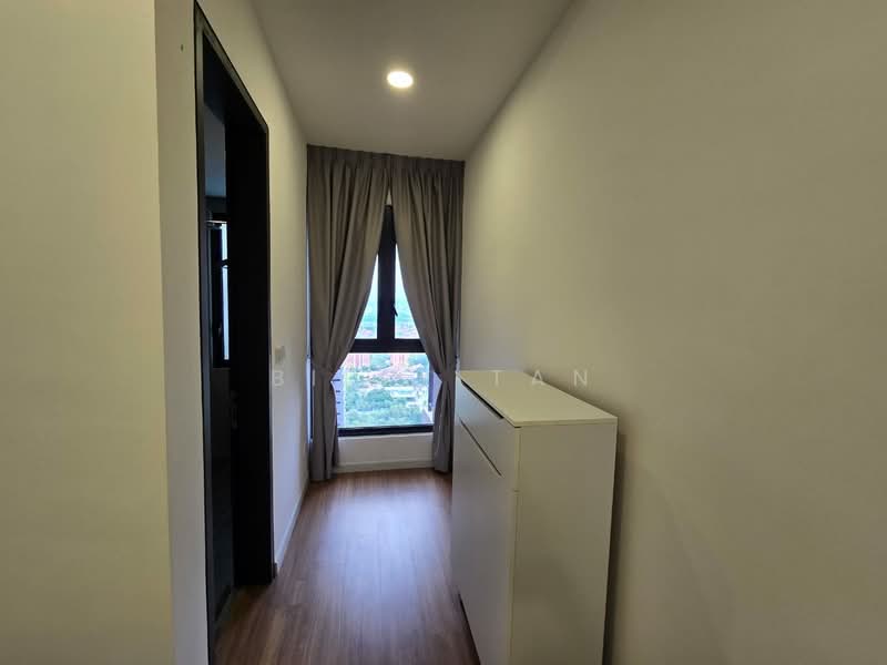 Kediaman Servis untuk Dijual di Sunway Velocity TWO - Billy Tan - Corridor - PropertyGuru.com.my