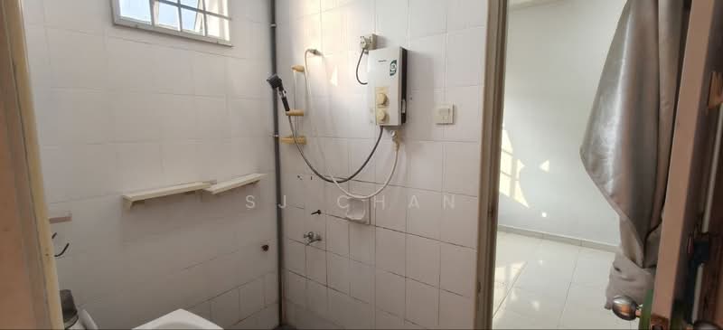 Townhouse for Rent in Taman Nusa Bestari (Iskandar Puteri (Nusajaya)) - SJ CHAN - Bathroom - PropertyGuru.com.my