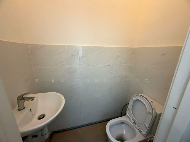 Kedai untuk Disewa di Johor Bahru (Johor) - Siau Tong Ling - Bathroom - PropertyGuru.com.my