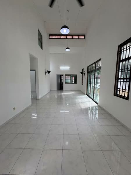 Rumah Teres 1-Tingkat untuk Dijual di Taman Puteri Wangsa (Ulu Tiram) - Darren Ho - Interior - PropertyGuru.com.my