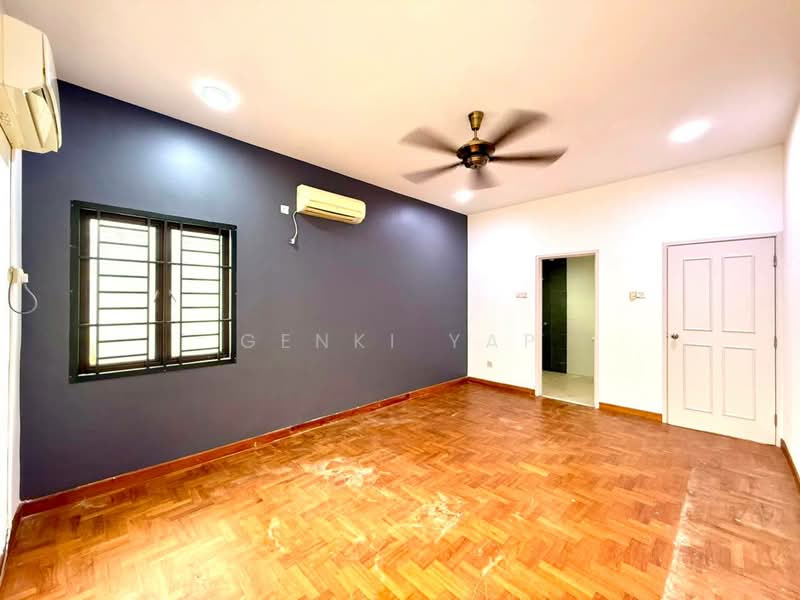 Rumah Berkembar untuk Dijual di Taman Ponderosa (Johor Bahru) - Genki Yap - Living Room - PropertyGuru.com.my