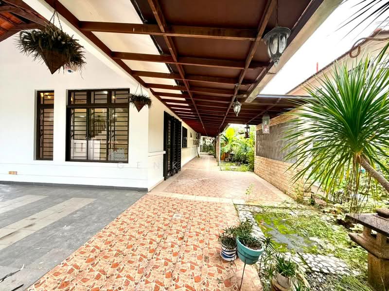 Rumah Berkembar untuk Dijual di Taman Ponderosa (Johor Bahru) - Genki Yap - Exterior - PropertyGuru.com.my